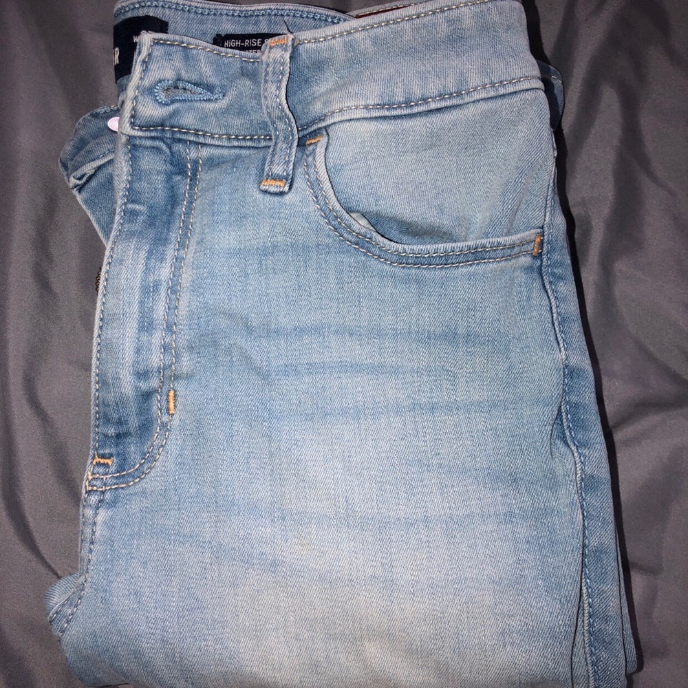 Size 5 Hollister Skinny Jeans